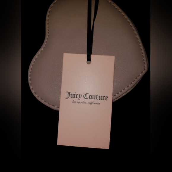 JUICY COUTURE FLUFFY HEART WRISTLET NWT - Picture 2 of 8